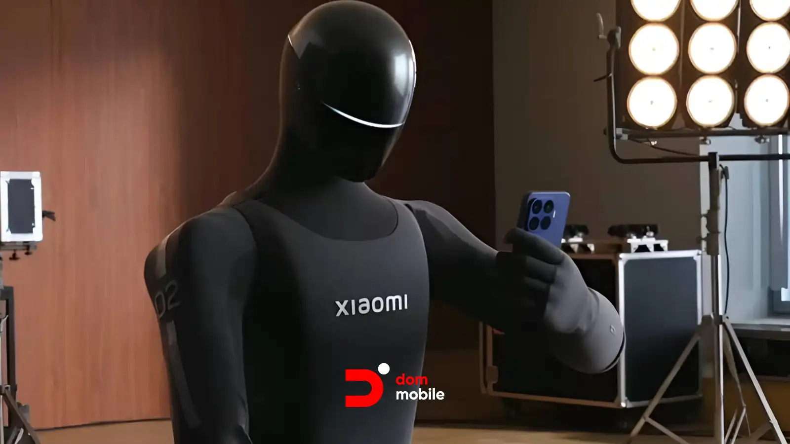 Робот Xiaomi на сцене — а телефон садится: что купить сейчас