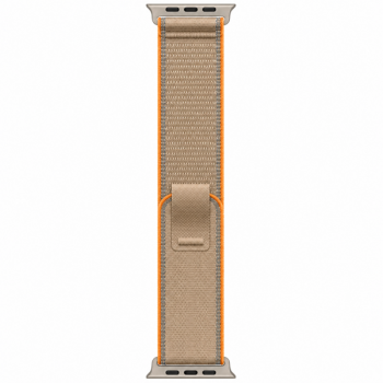 Apple Watch Ultra 4 Natural Titanium 49 мм Sand Trail Loop — крупный план ремешка